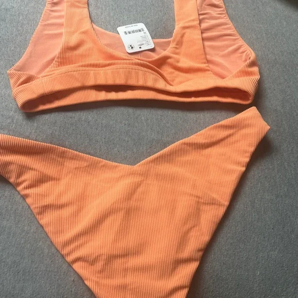 Beach Riot ribbed bikini medium BNWT - Picture 3 of 5
